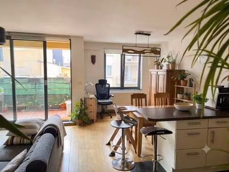 appartement 2 chambres avec terrasse plein sud à jette