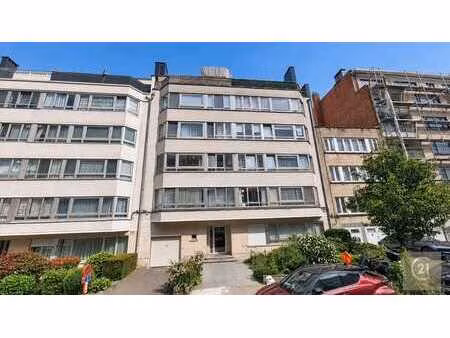 spacieux appartement 2 chambres avec terrasse et peb c