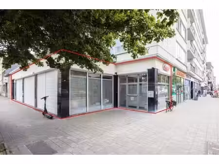 local commercial loué