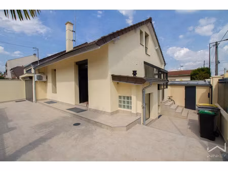 vente maison 5 pièces 106 m² à villeneuve-le-roi (94290)  395 000 €