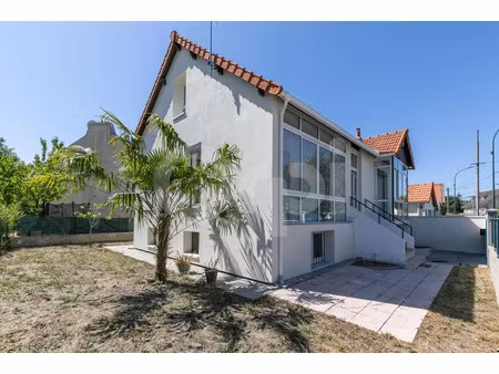 vente maison 5 pièces 140 m² à vaires-sur-marne (77360)  399 000 €