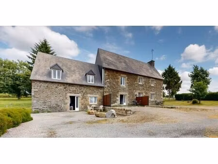 ensemble immobilier de caractère composé de 3 logements 225 m2 habitables terrain de 5 670