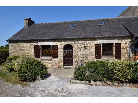 location maison 3 pièces 50 m² à saint-meen (29260)  530 €