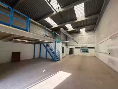 location commerce 394 m² à lyon 3 (69003)