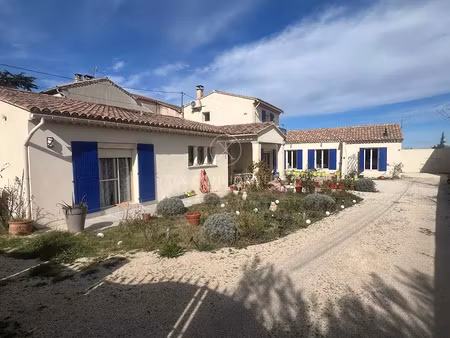 vente maison 5 pièces 230 m² à saint-rémy-de-provence (13210)  790 000 €