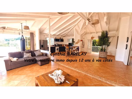 maison de luxe à vendre à les trois-îlets