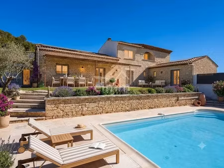 vente propriété 9 pièces 213.82 m² à oraison (04700)  800 000 €