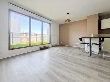 vente appartement 2 pièces 42.02 m² à cergy (95000)  179 900 €