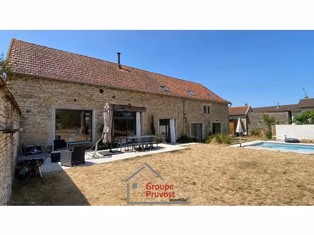 vente maison 12 pièces 320 m² cluny (71250)