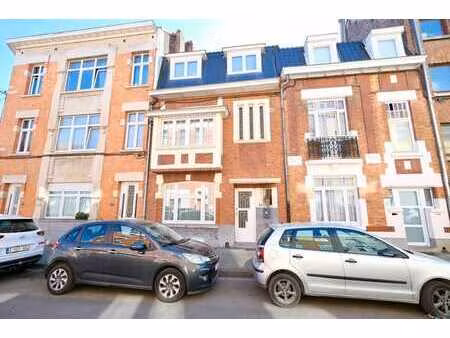 superbe maison 4ch - 2 pièces d'eau - bel espace extérieur