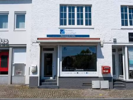 bureau/commerce à orp-jauche  1350