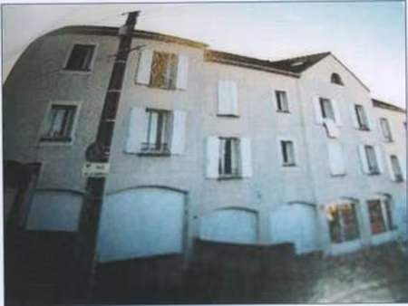 location appartement 2 pièces à corbeil-essonnes (91100) : à louer 2 pièces / 36m² corbeil