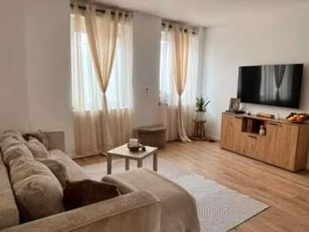 location appartement 3 pièces à fère-en-tardenois (02130) : à louer 3 pièces / 69m² fère-e