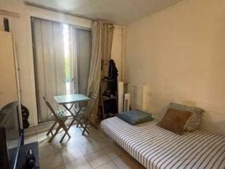 location appartement t1 meublé à puteaux (92800) : à louer t1 meublé / 17m² puteaux