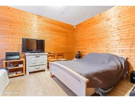 appartement à louer 35 m² et cave