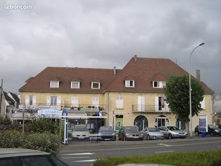 a louer appartement de 15 m2 sur le port de ouistreham