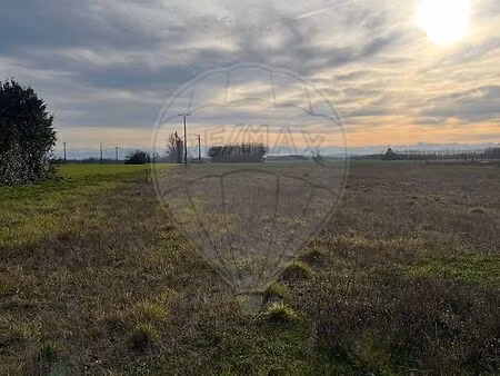 terrain 1 463 m² calmont