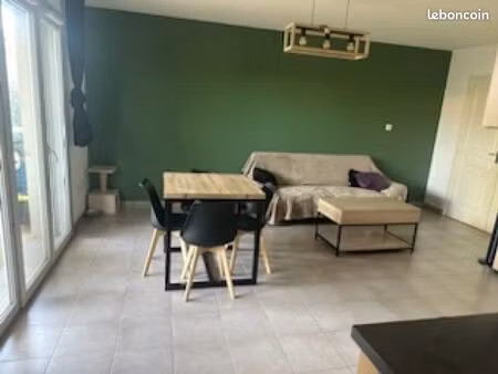 loue appartement 70 m2 avec jardin les freydieres