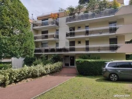 appartement 2 pièces 69 m²