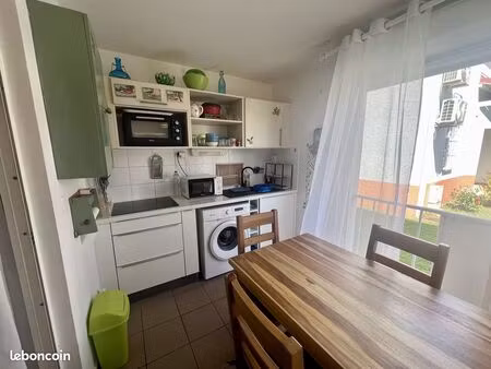 studio 1 pièce 32 m²
