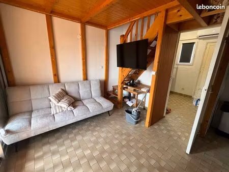 studio meublé et équipé à valras