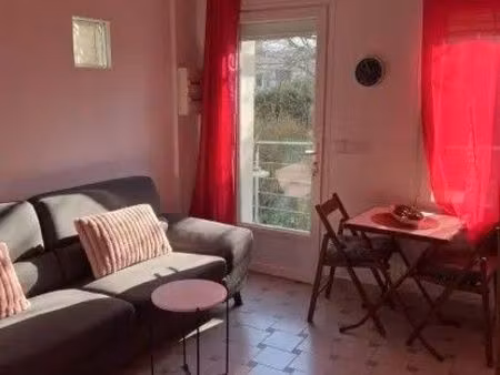 studio 1 pièce 24 m²