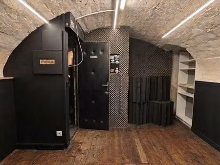 cave local 15m2 paris 3