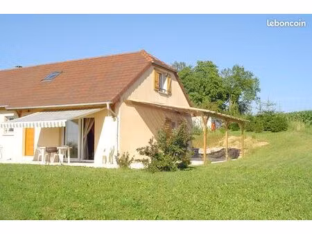 maison familiale meublée 106 m² à menotey (39290) – 3 ch – grand terrain & vue panoramique