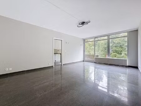 appartement à louer à avenue henri liebrecht 37 jette (vbe51282)