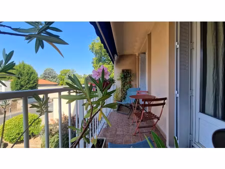 vente appartement 5 pièces 136 m² à caluire-et-cuire (69300)  500 000 €