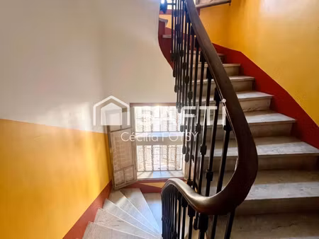 vente immeuble 217 m² toulon (83200)