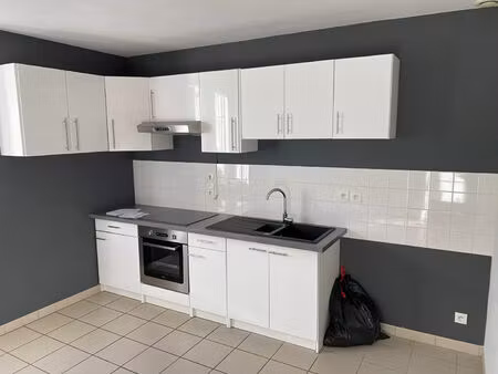location appartement 4 pièces  85.54m²  ceyzériat