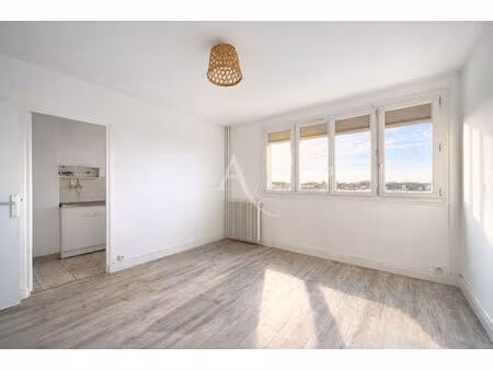 appartement saint maurice 3 pièce(s) 52 m2