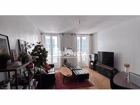 appartement 3 pieces - hyper centre