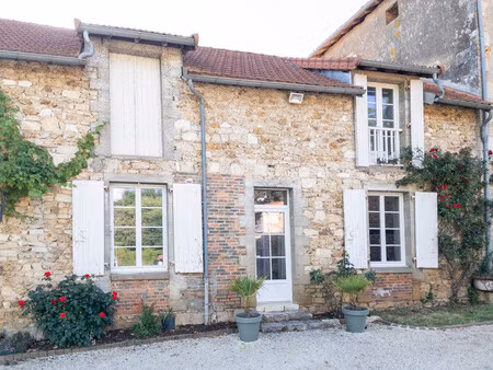 maison à vendre à chasseneuil-sur-bonnieure (16260) - charente