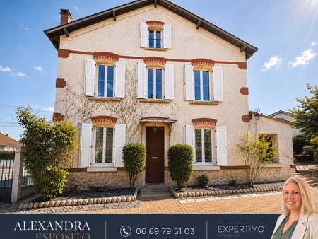 maison à rénover – à pied de la gare de dreux – 3 chambres + bureau – jardin
