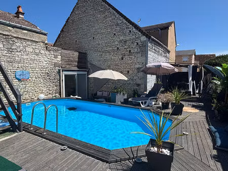 maison d'habitation de 460m² à la roche posay