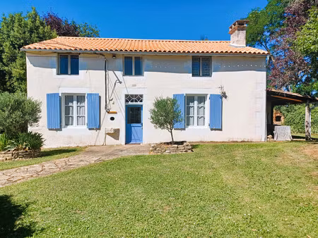 maison à vendre à sauzé-vaussais (79190) - deux-sèvres