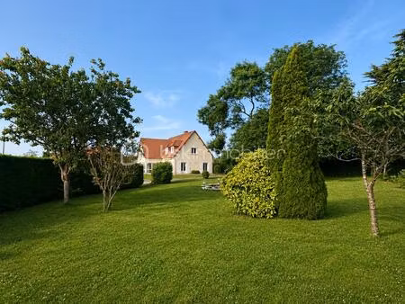 maison traditionnelle de 185 m² à la cambe