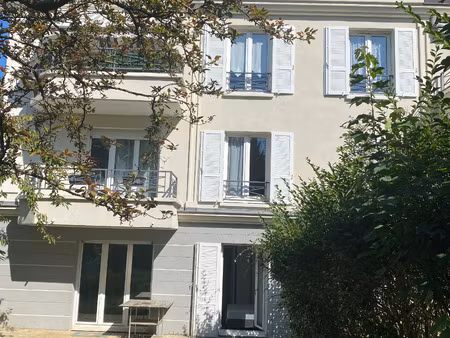 spacieux f2 52m2 meublé - le raincy - jardin  cave et parking
