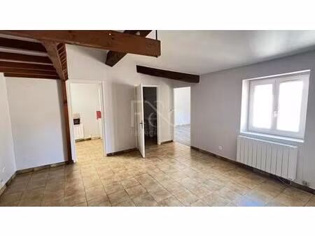 t2 - 44 58m² rue de la charité  69002 lyon