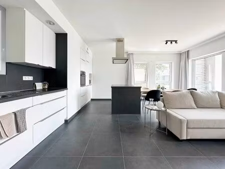appartement à louer à rue abbe michel renard 1 nivelles (vbe51313)