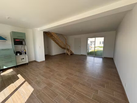maison neuve 4 chambres en centre ville de crevin