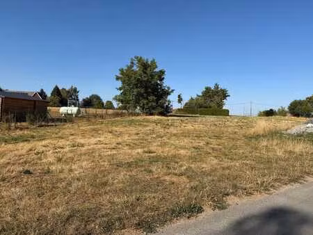 terrain à bâtir de 12 ares sis au calme à sommière