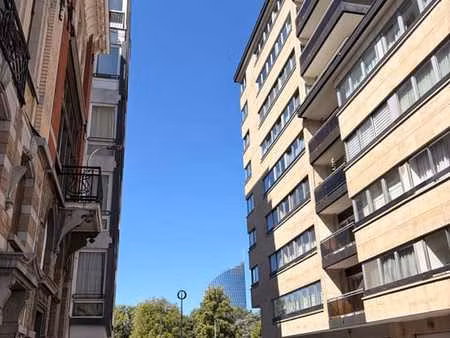 a voir!!! spacieux appartement 1ch