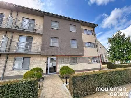 appartement lumineux avec garage et jardin privé