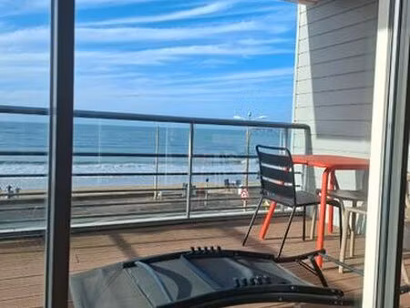 appartement t3 de 70m2 face mer boulevard hennecart la baule escoublac