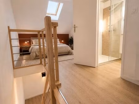duplex meublé moderne - face à la gare