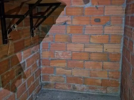 massy: location cave sous sol 5m2