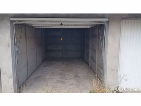 box / garage à louer rue james peidenis à libourne
